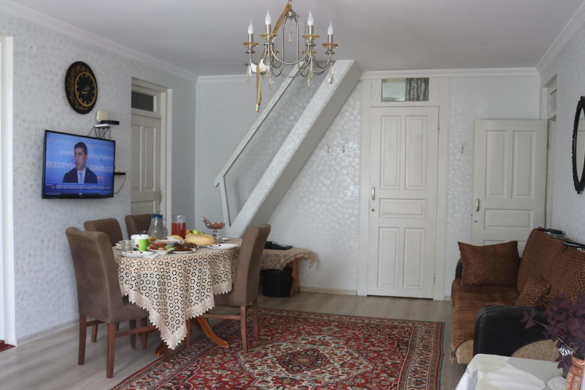 Armazi Hotel Khulo Buitenkant foto