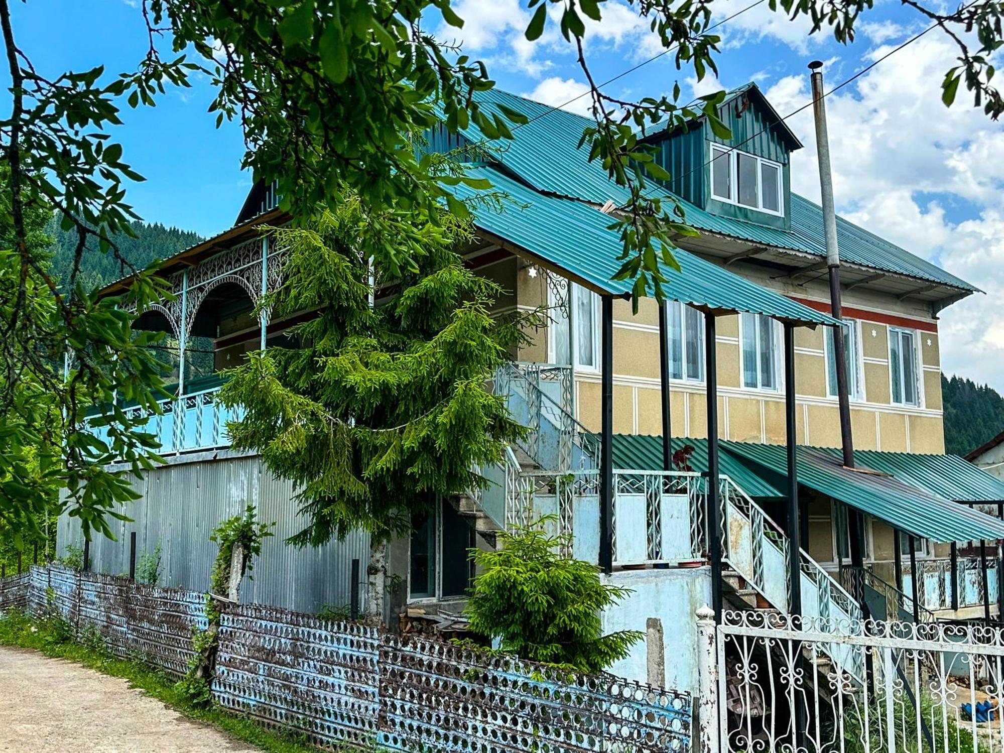 Armazi Hotel Khulo Buitenkant foto