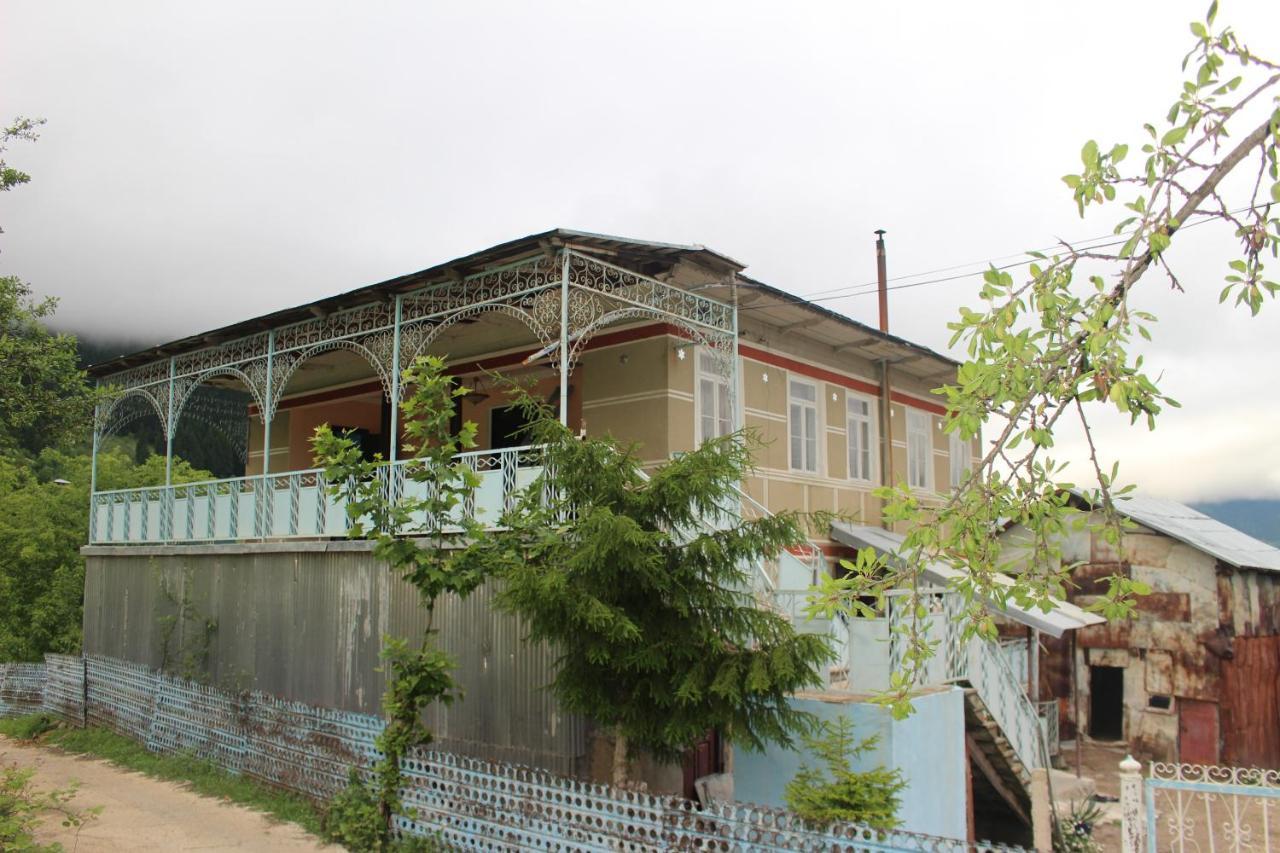 Armazi Hotel Khulo Buitenkant foto